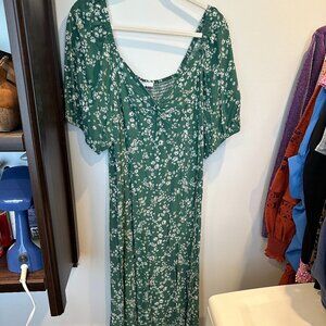 DR2 Size XL Green Midi Dress with Puff Sleeves